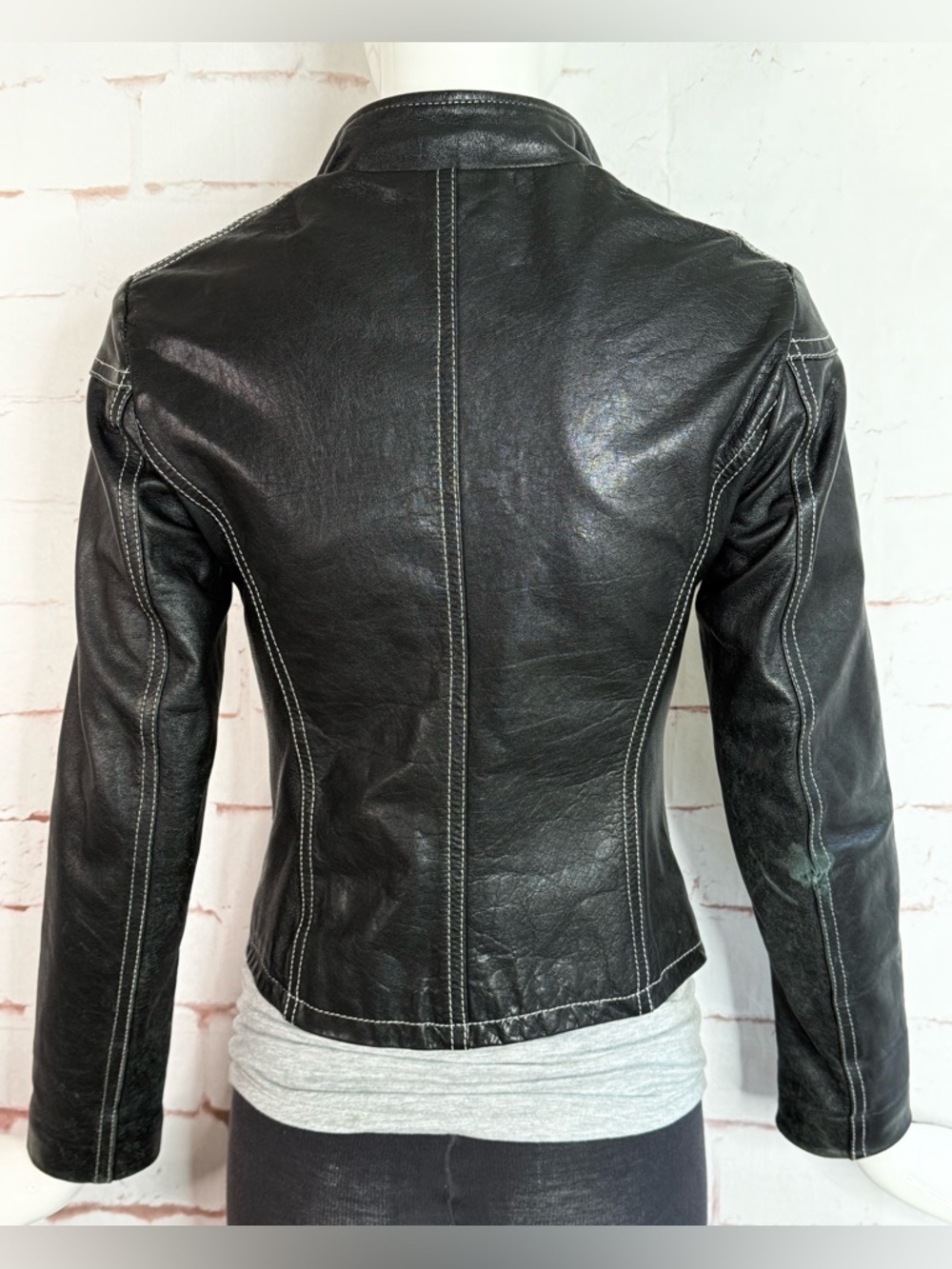 CARLO Moto Small Label EU Size 42 Jacket Black Leather White Stitching Juniors - Picture 9 of 16